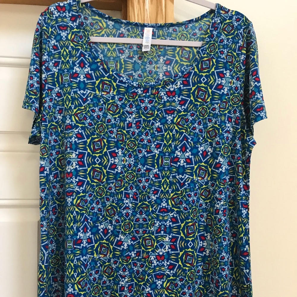 Lularoe classic T